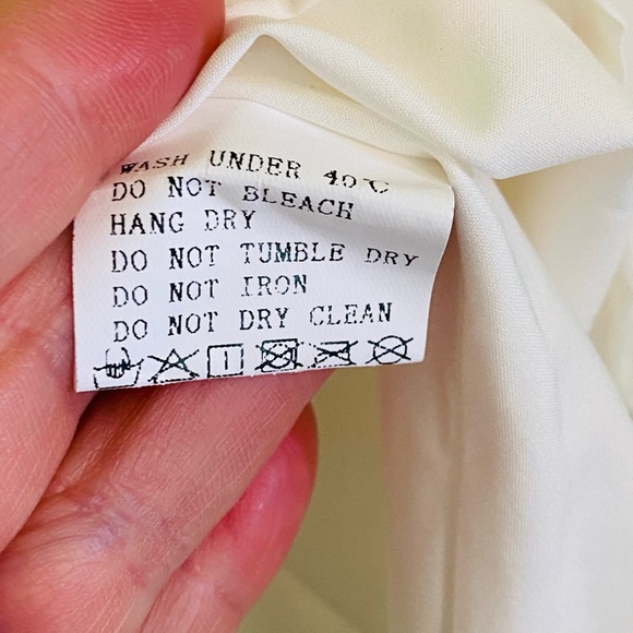 Milkmaid satin like romper - Picture 9 of 10